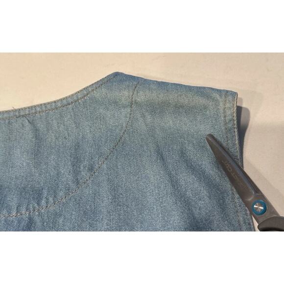 Vintage Liz Wear Embroidered Floral Denim Vest Women’s Size Small Western Boho - Picture 7 of 7